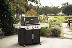 Weber Genesis® E-335 Gasbarbecue Black -Bastar Barbecues Winkel weber genesis e 335 gasbarbecue black 1000x667 6256b75e4f125 l