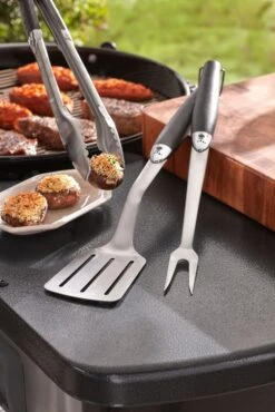 Weber® Premium Tool Set - Driedelig, Roestvrij Staal, Zwart -Bastar Barbecues Winkel weber premium tool set driedelig roestvrij staal zwart 1615542798 2 l